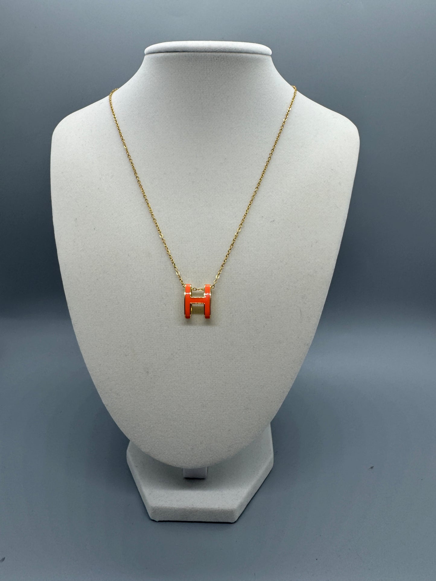 NECKLACE H ORANGE GOLD