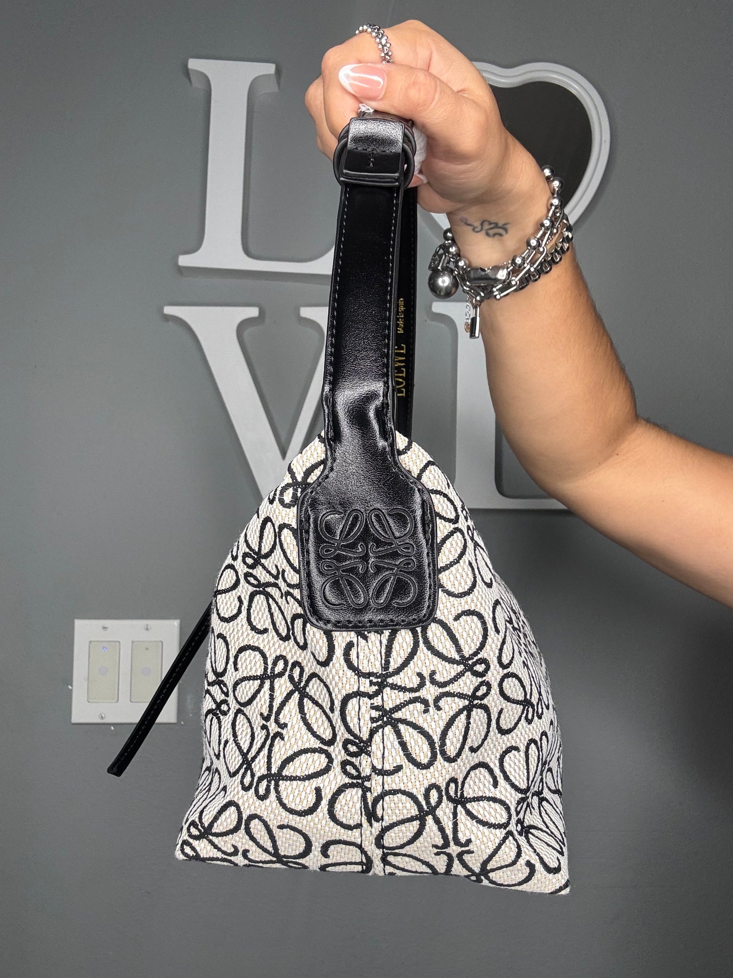 HANDBAGS LW BLACK MONOGRAM