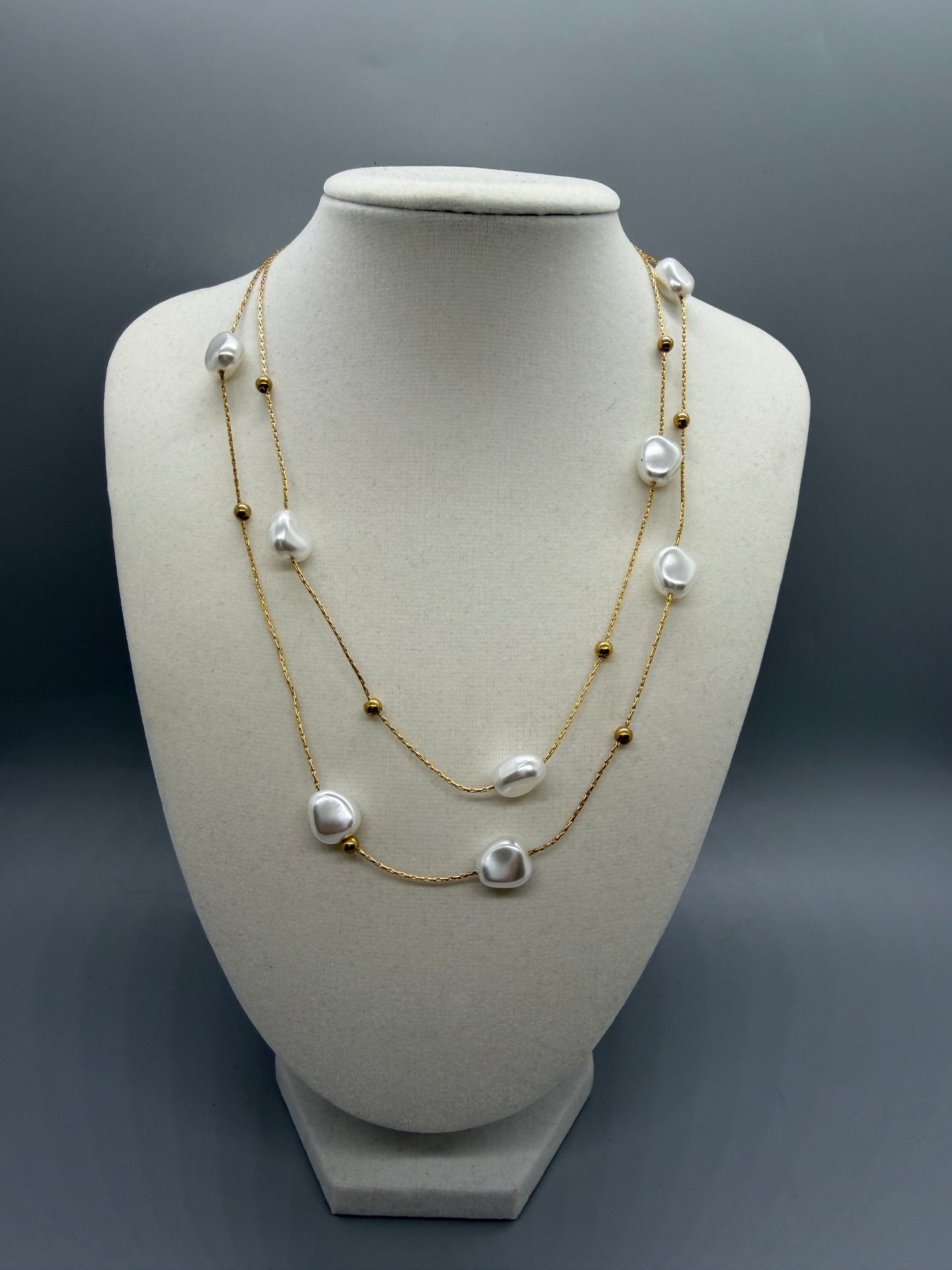 NECKLACE PEARLS DOUBLE GOLD