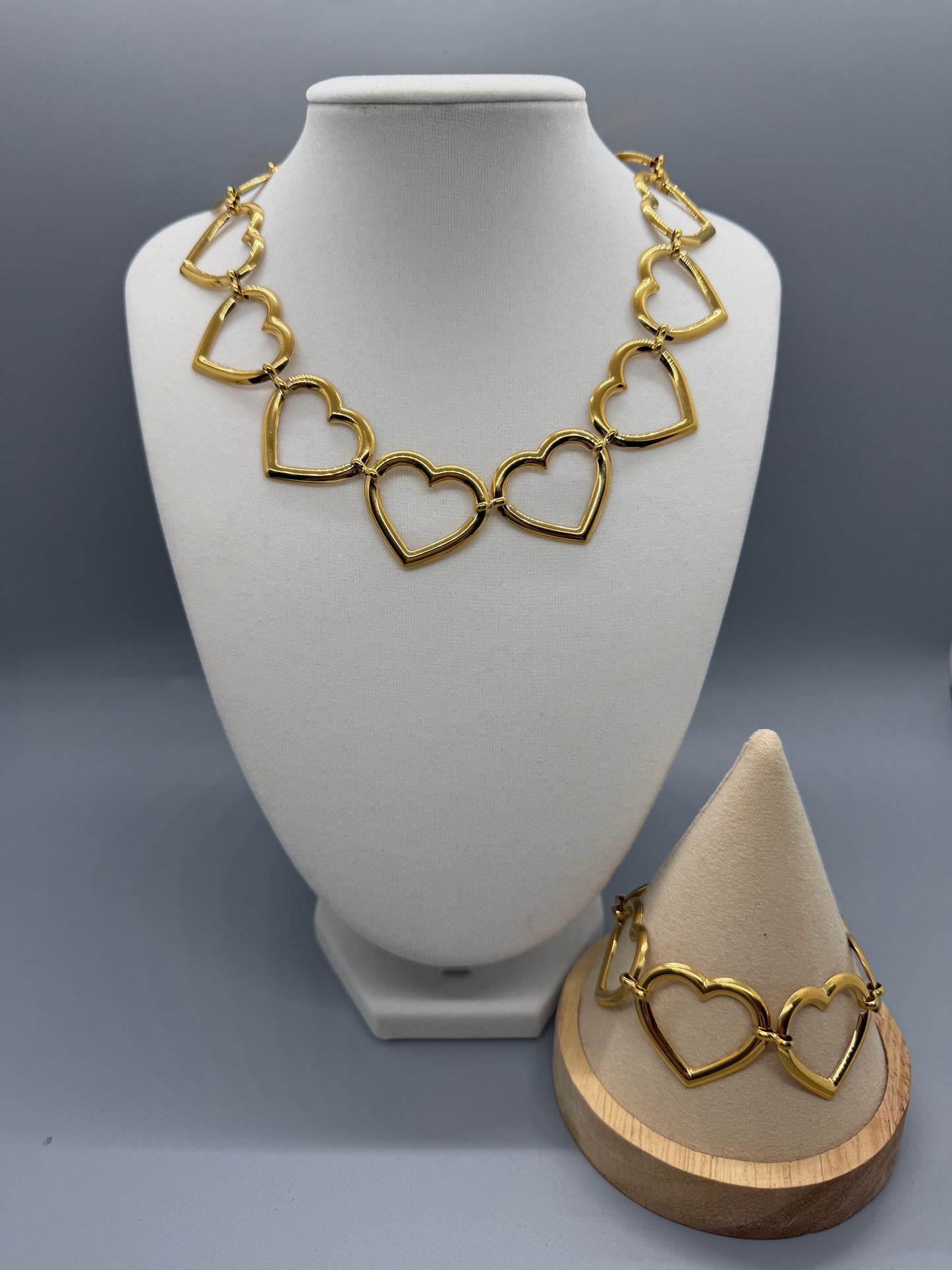 SET HEART NECKLACE AND BRACELET CHUNKY