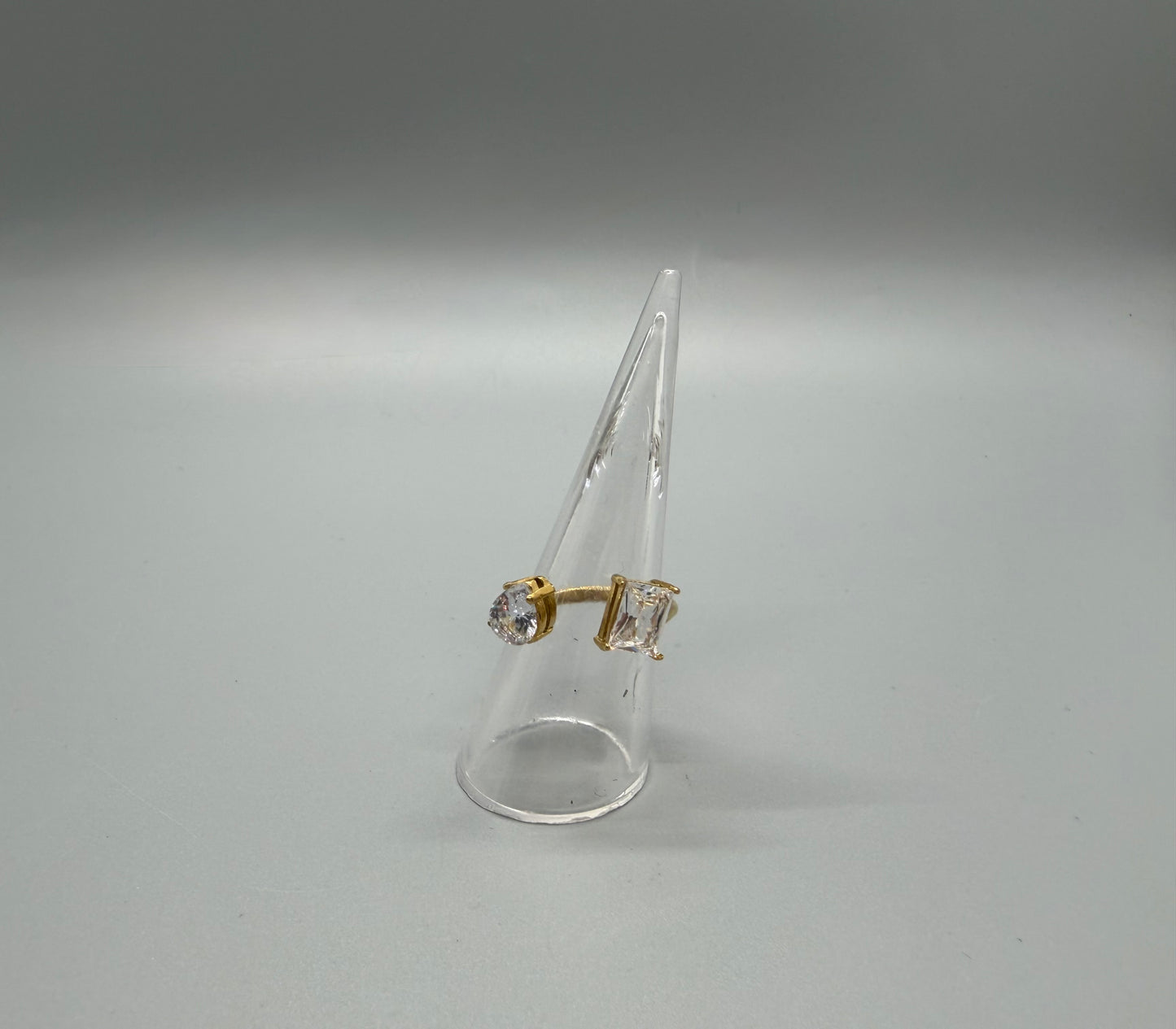 RING DIAMONDS ADJUSTABLE