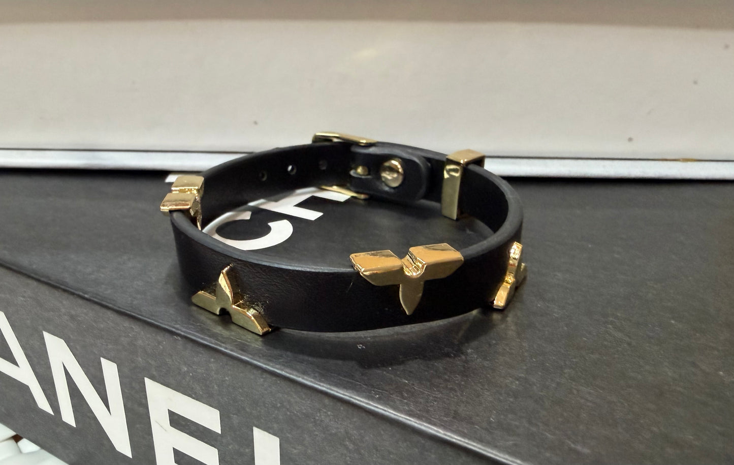 BRACELET ADJUSTABLE VL LEATHER