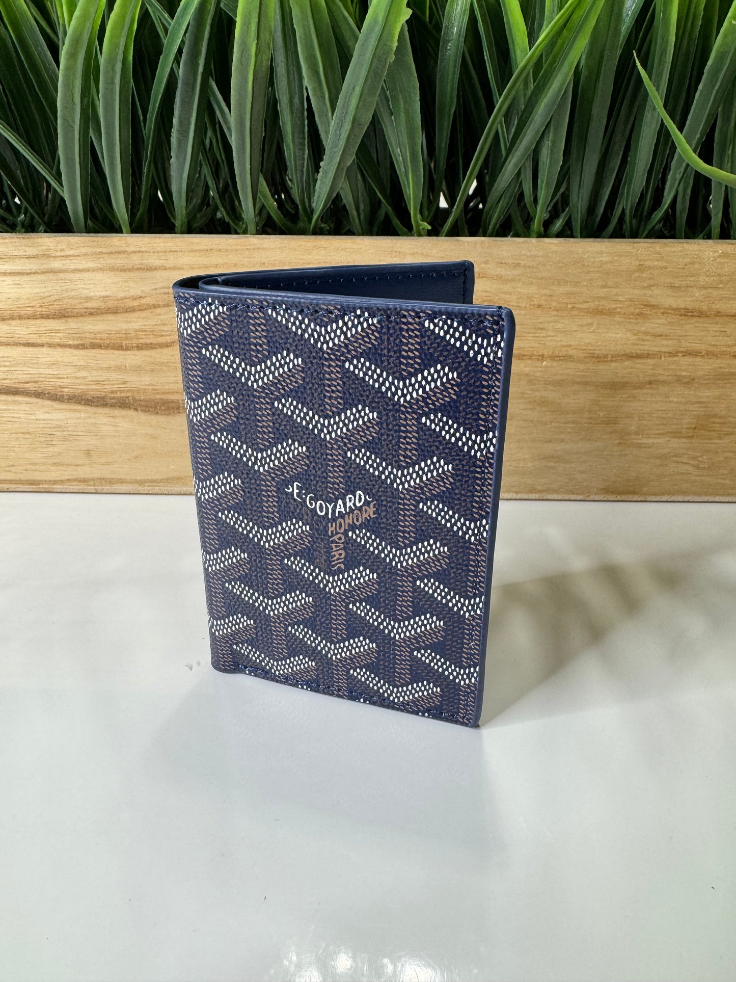 CARD HOLDER BOOK YARD