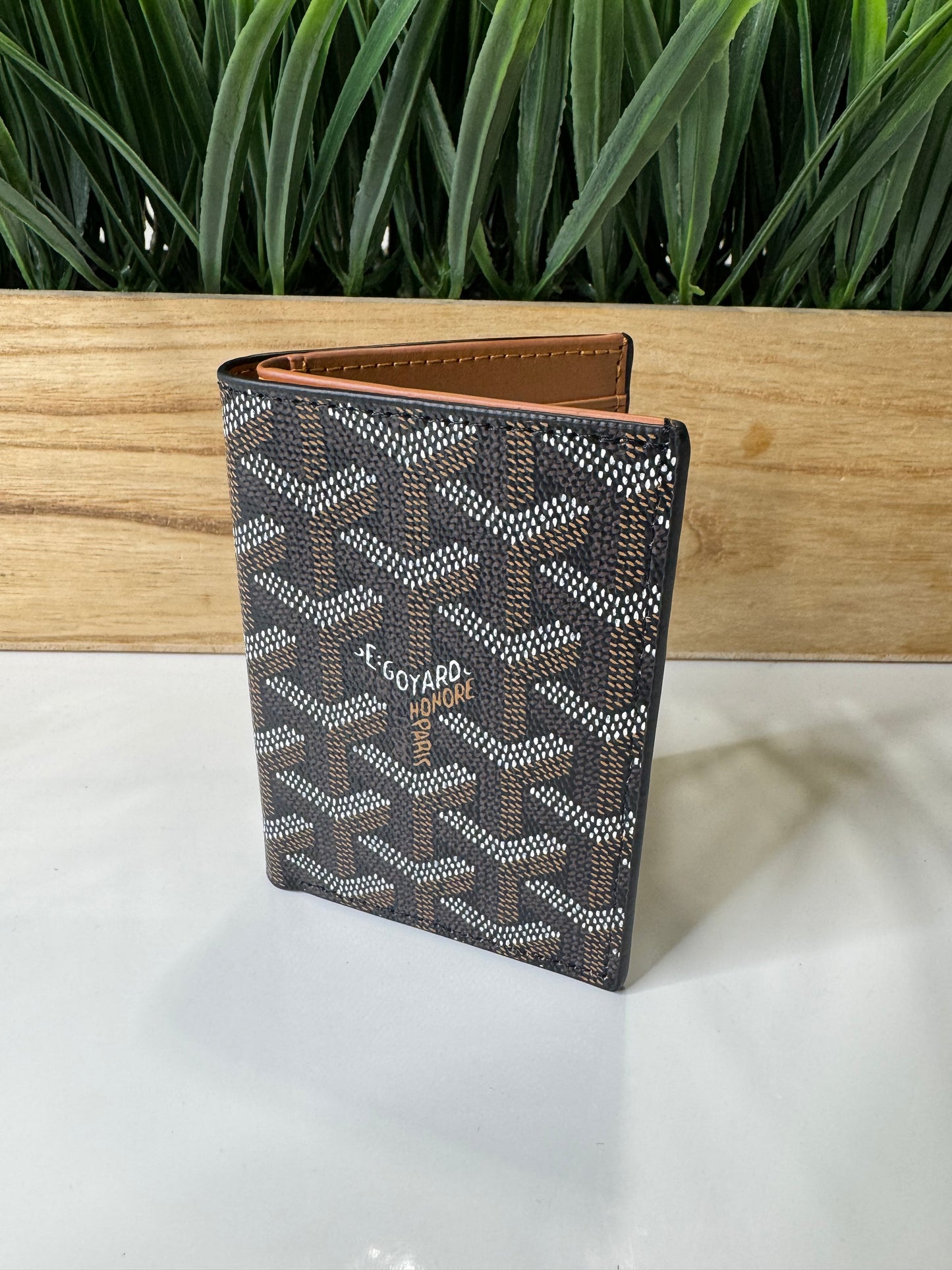 CARD HOLDER BOOK YARD