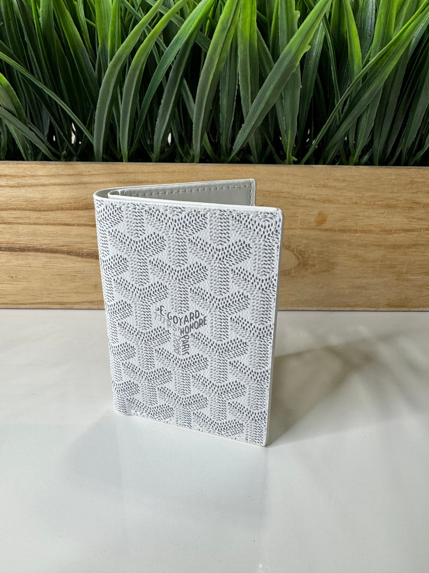 CARD HOLDER BOOK YARD