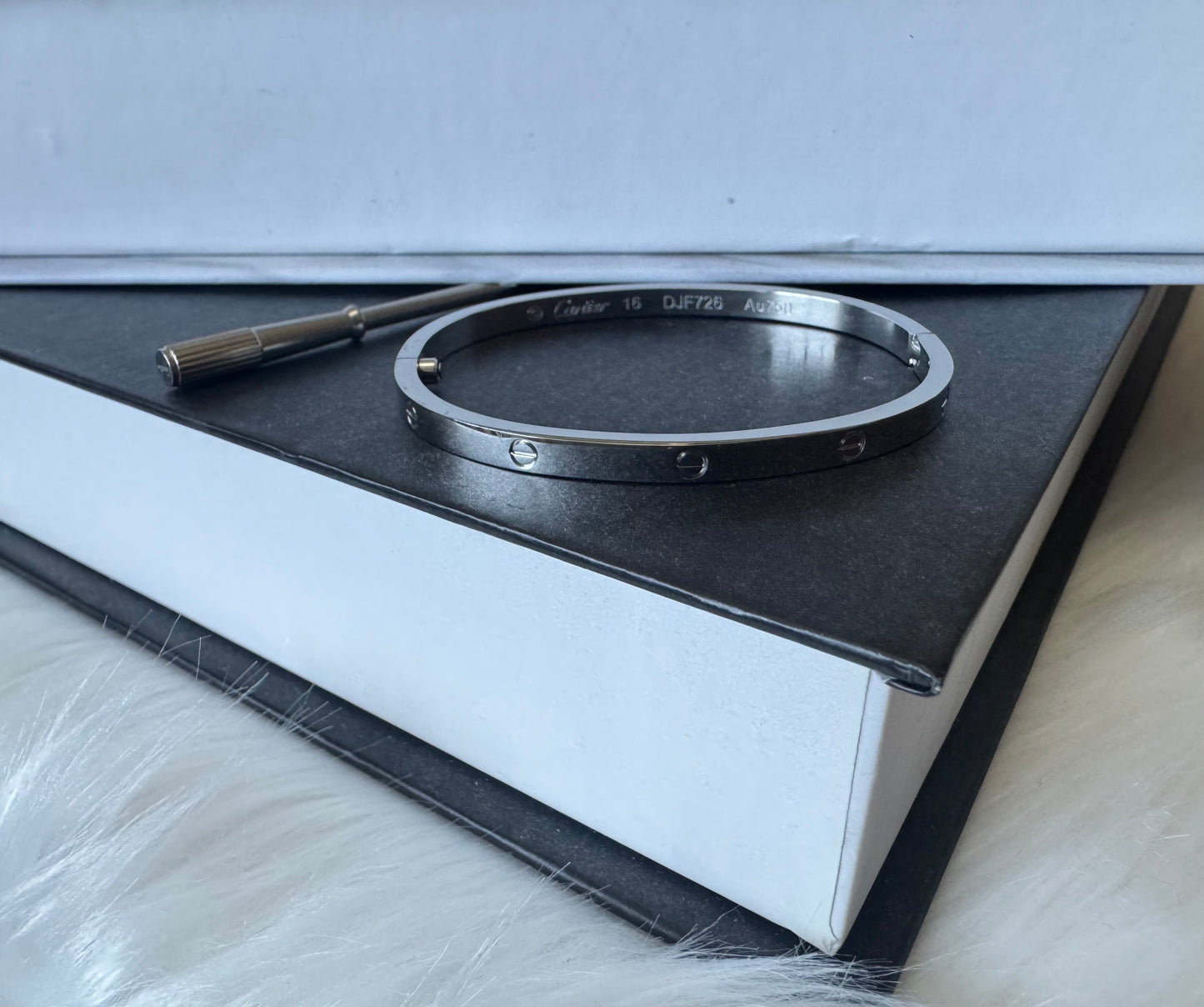 BRACELET LOVE MEDIUM