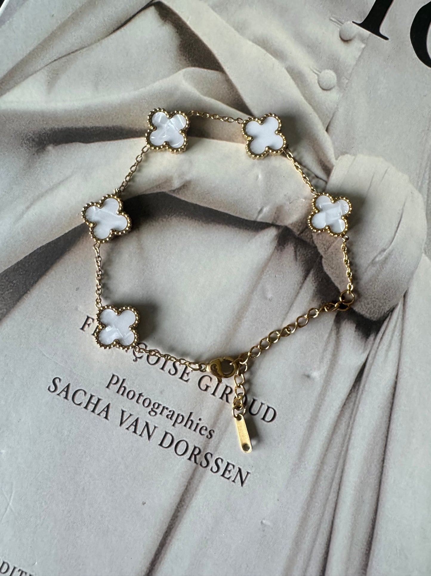 BRACELETS CLOVER